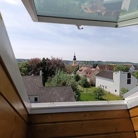 Ferienwohnung - Dachgeschoss Schmuckstueck Wolnzach Zewnętrze zdjęcie